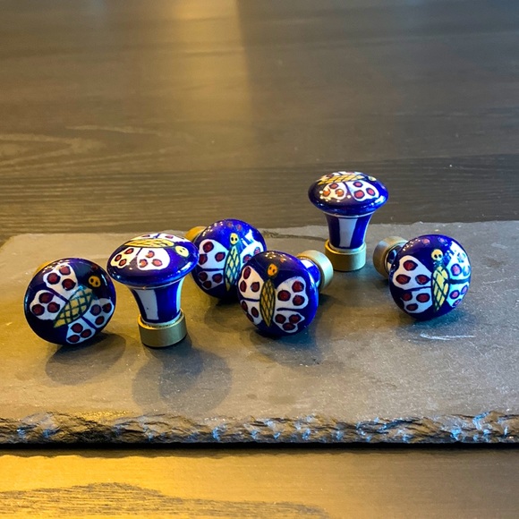 Porcelain and brass - handmade drawer pulls - 6 in total - Picture 1 of 7